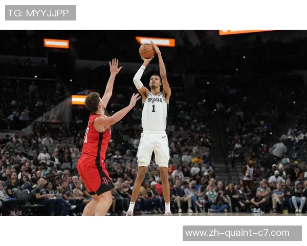 火箭110-121不敌马刺 球员点评：2人优异，4人及格，3人低迷